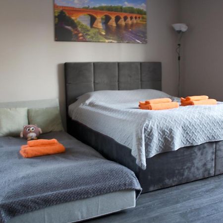 Mucenieku Apartamenti Kuldīga Esterno foto